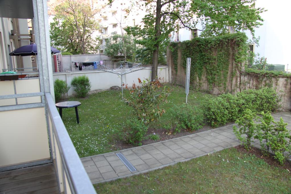Apartment Centre